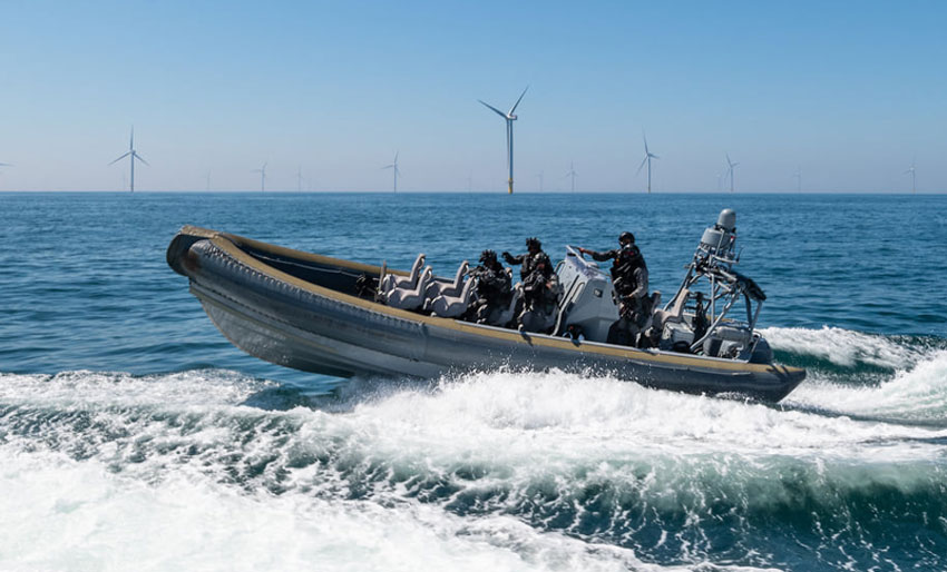 Dykkebåt bordet av narkopoliti