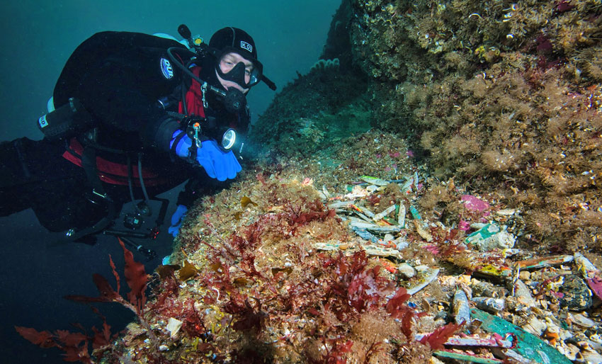 Sluker og snøre en fare for dykkere