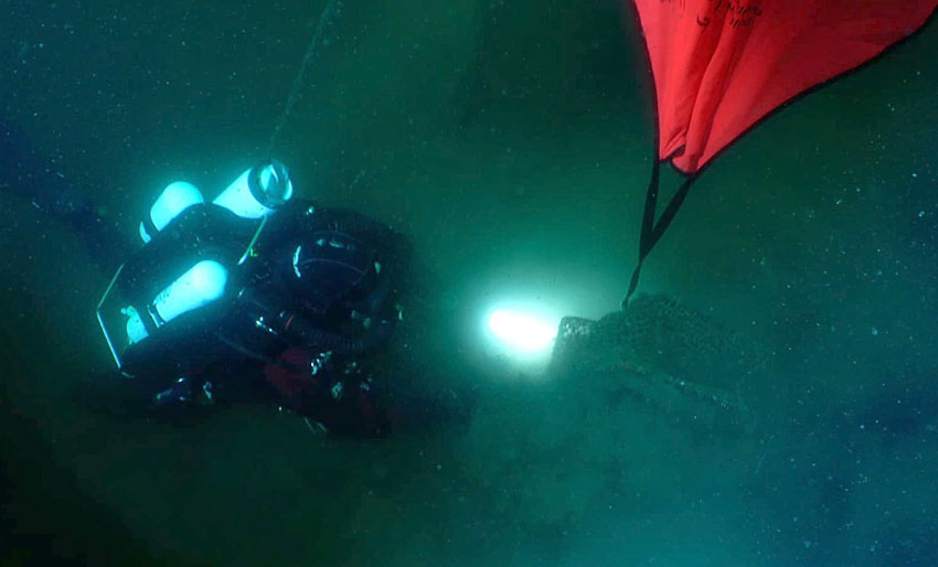 Inviterer til ryddedykk i Arendal